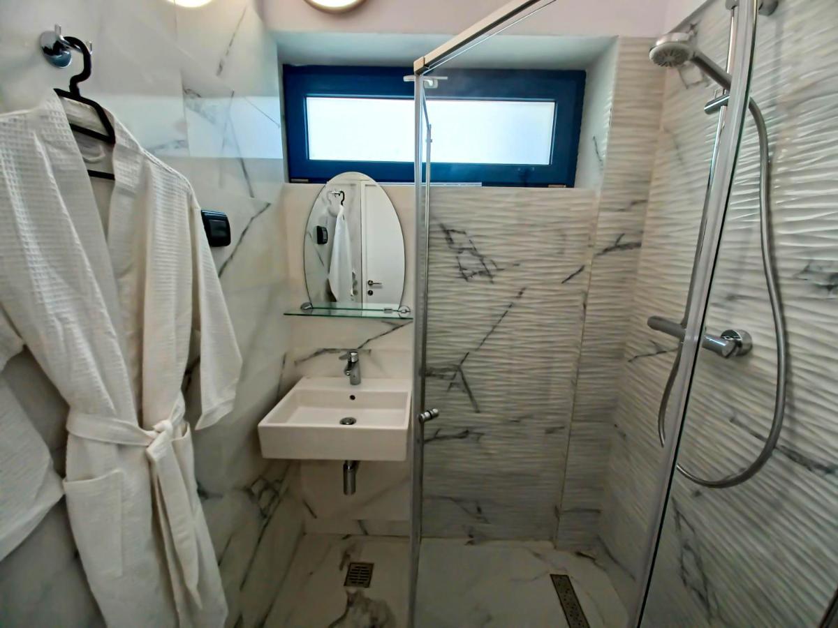 Deja Blue - Adult Only Hotel Sepsiszentgyörgy Kültér fotó