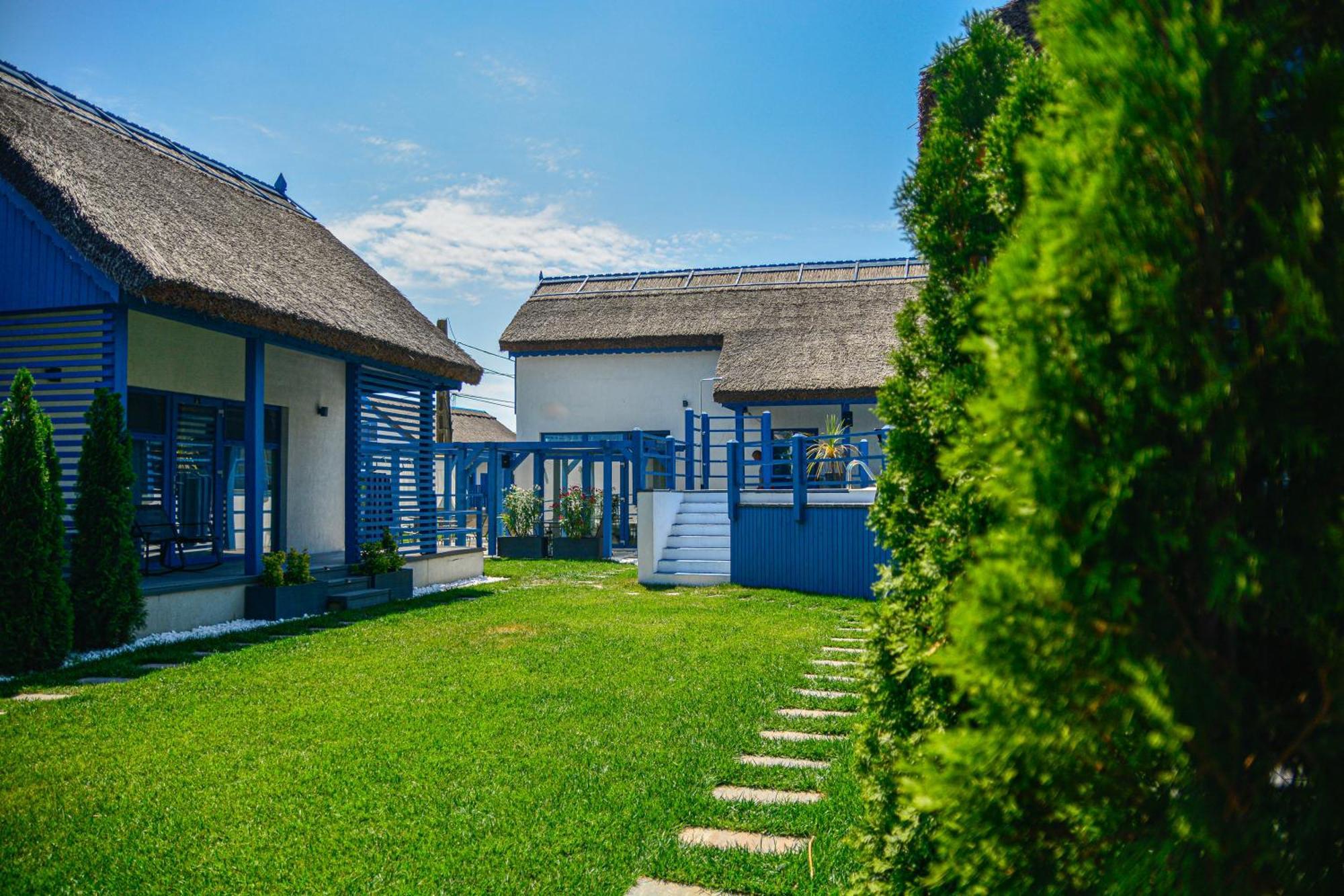Deja Blue - Adult Only Hotel Sepsiszentgyörgy Kültér fotó
